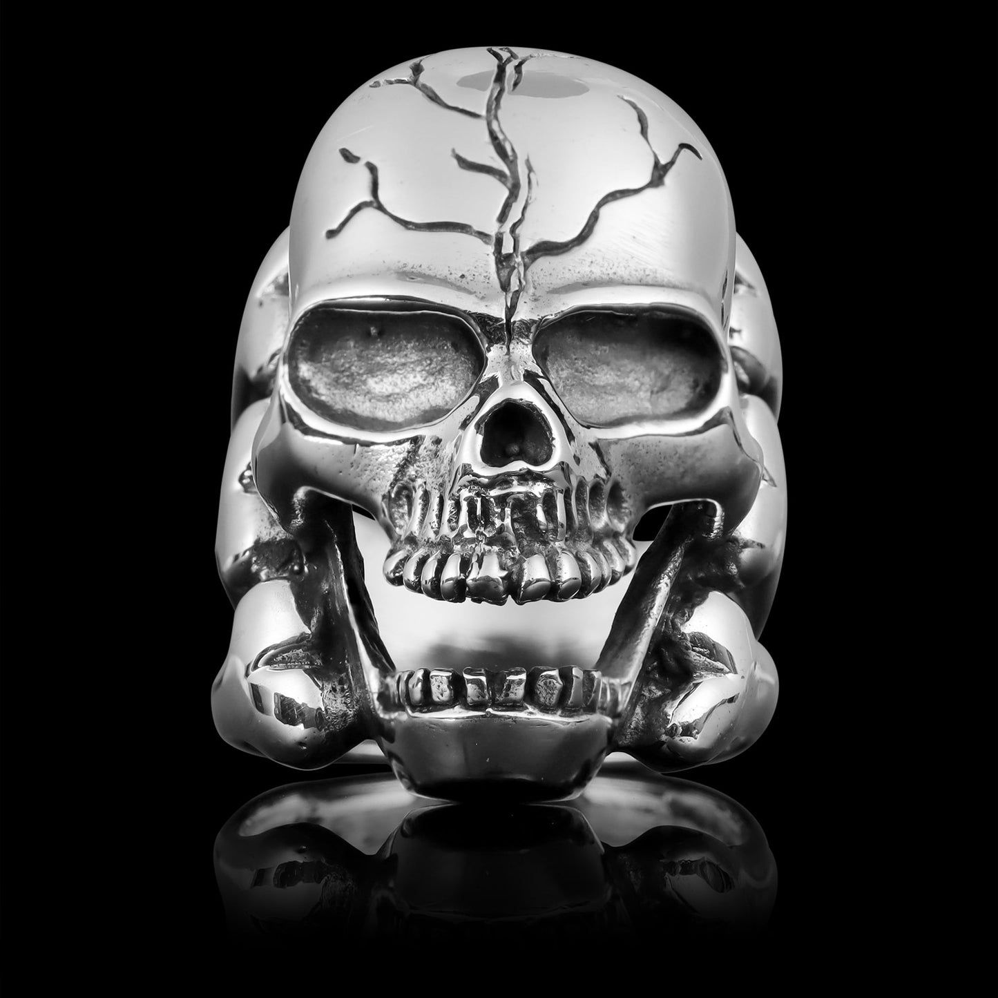 Sterling Silver Screaming Cracked Skull with Bones Ring